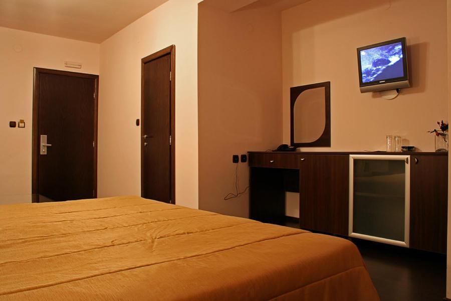 Hotel Finix Sandanski Rom bilde